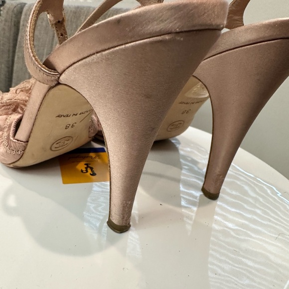 Chanel shoes - Picture 6 of 14